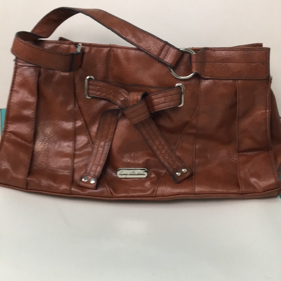 Gloria Vanderbilt Bags Gloria Vanderbilt Leather Vegan Camel Purse